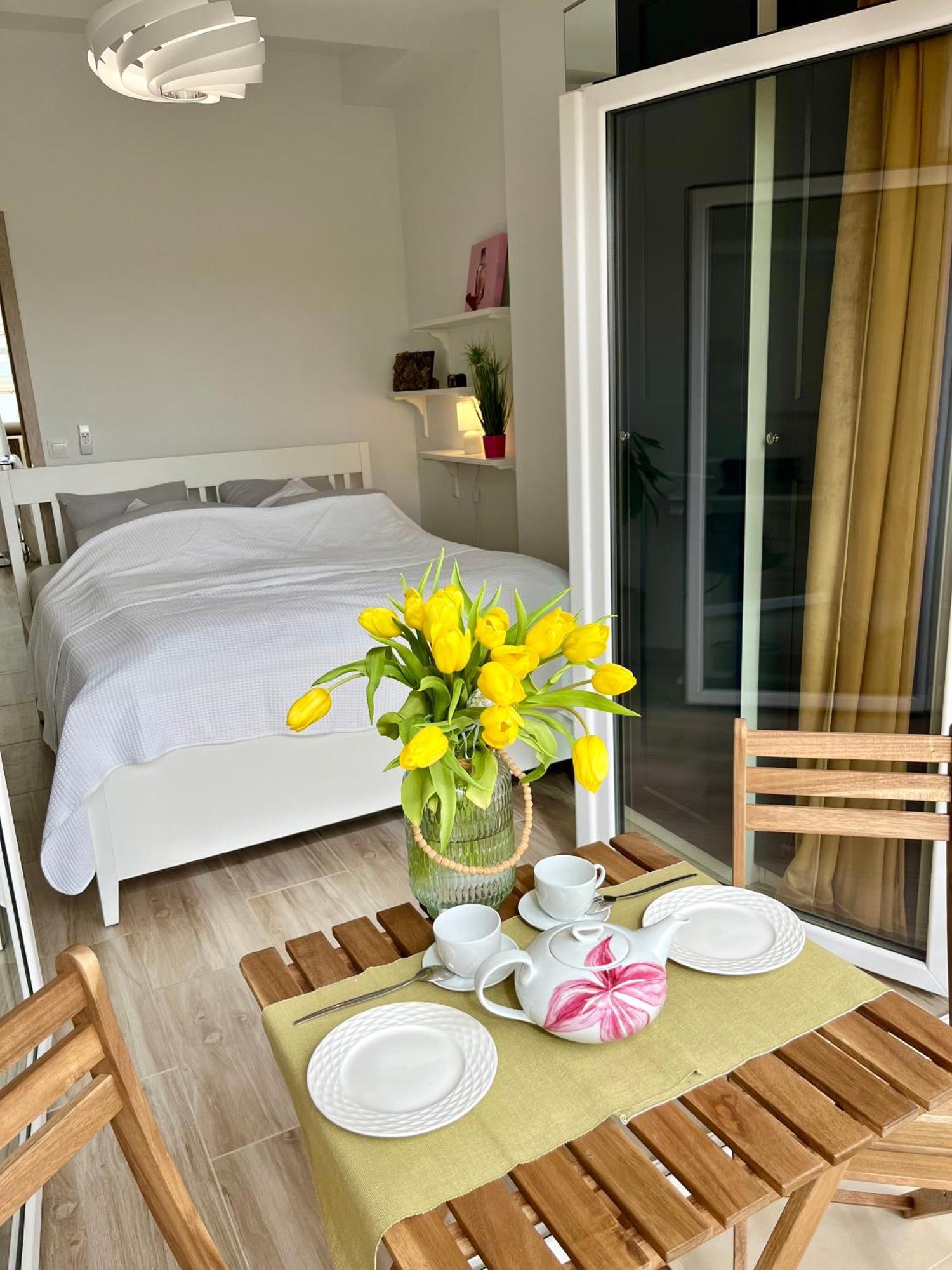 Feelhome Apartment With Kitchen Krakow Luaran gambar